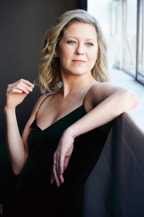Nicole Underhay