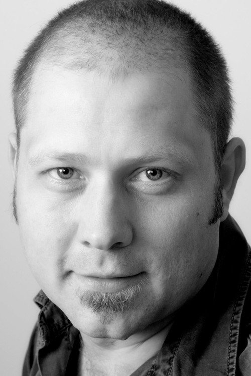 Стивен Томпсон