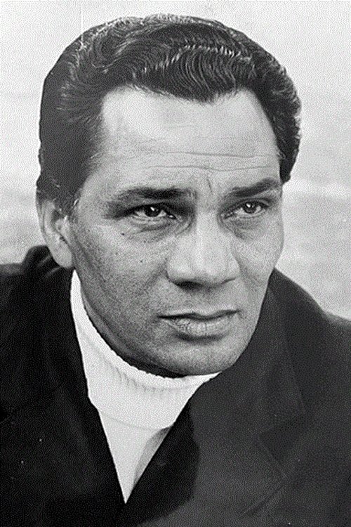 Энрике Лусеро