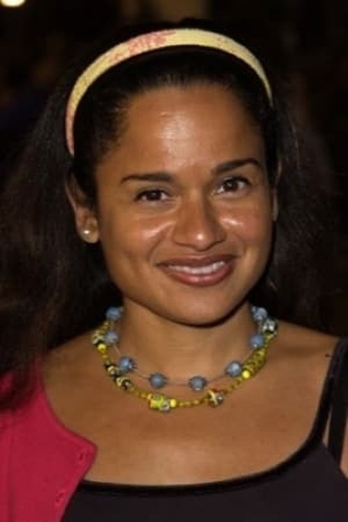 Трейси Вилар