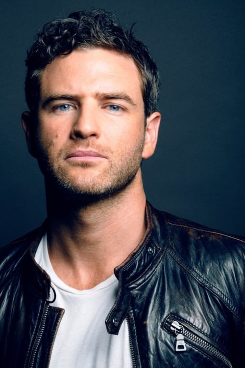 Бернард Керри